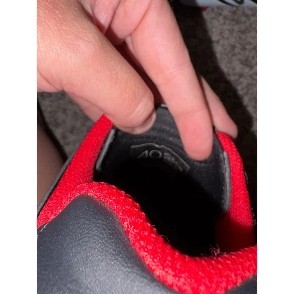 Peloton Cycling Shoes Black Red Size 40 Look Delta Cleats Indoor‎ Spin Shoe